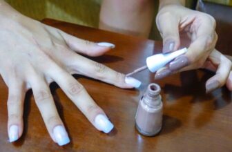 How to Maintain Healthy Nails With Simple Grooming Habits